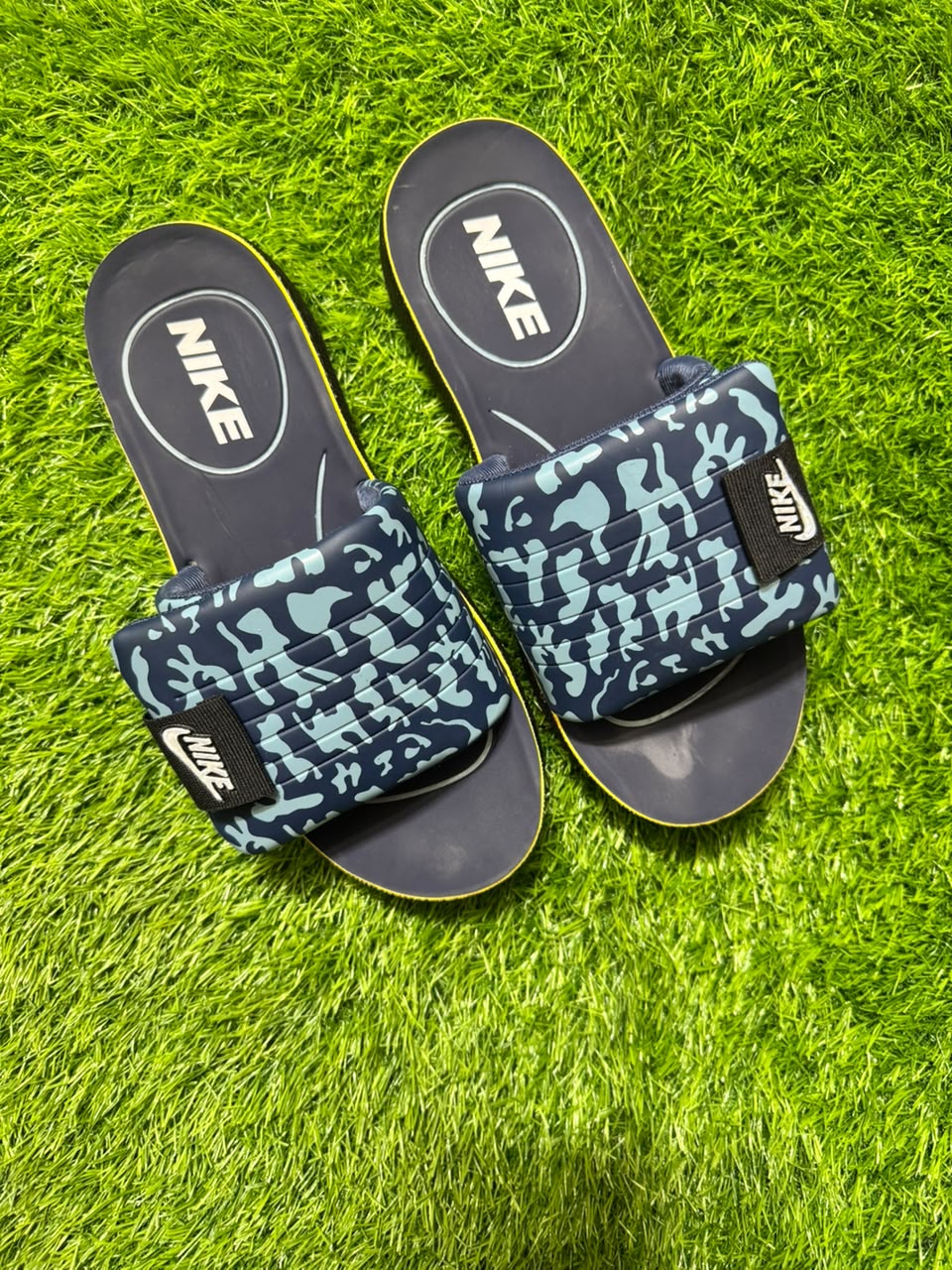 NIKE ADJUSTABLE ( COMFORTABLE & PREMIUM ) SLIPPER